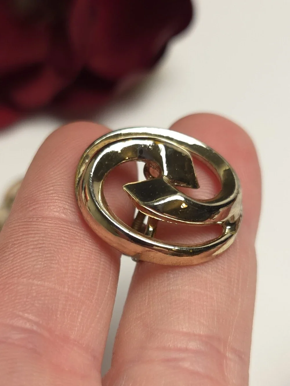 Vintage Coro Gold Plated Swirl Circle Earrings Screw Back Earrings Signed Coro